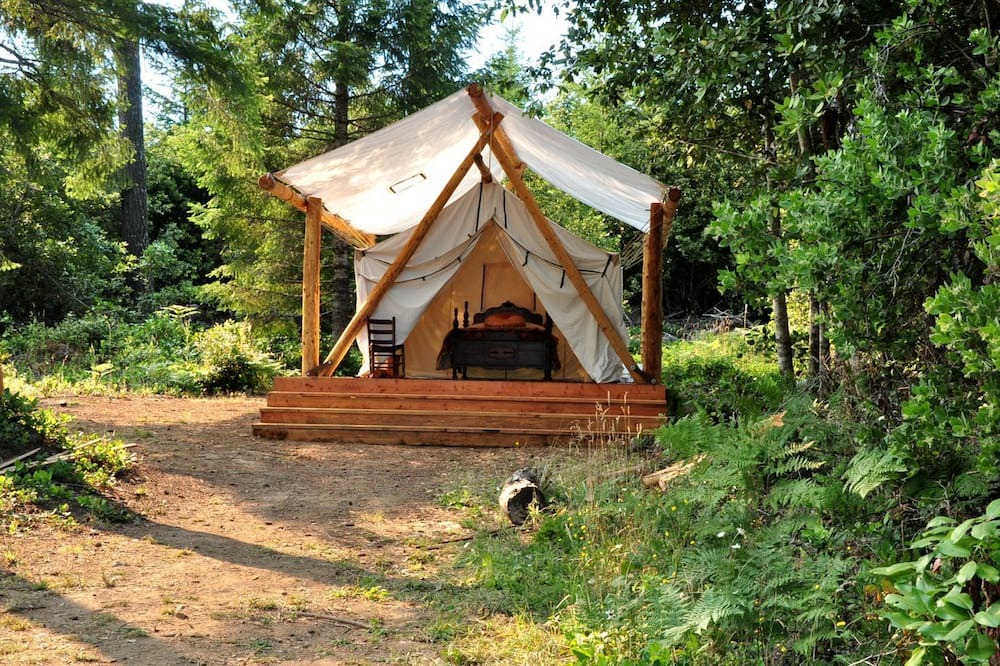 Blue Lake Cabin | Secluded Safari Tent Perfect for a Glamping Getaway near Blue Lake, California