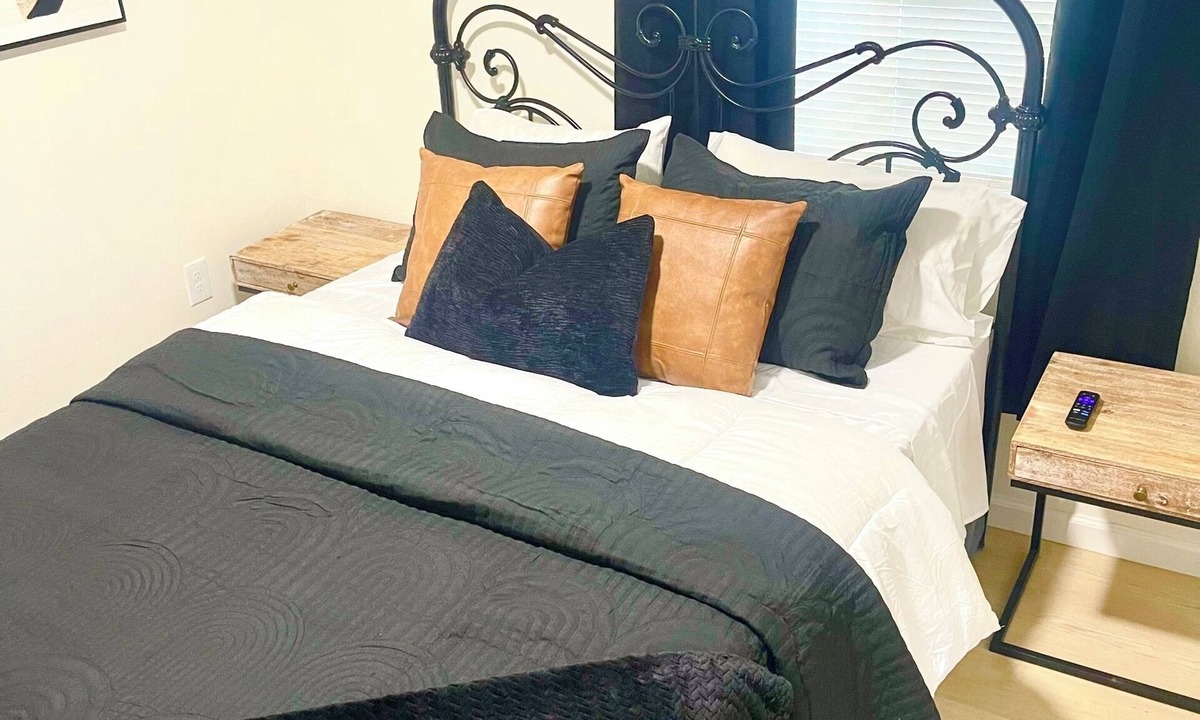 Bakersfield Apartment | Serenity Casita-Bakersfield