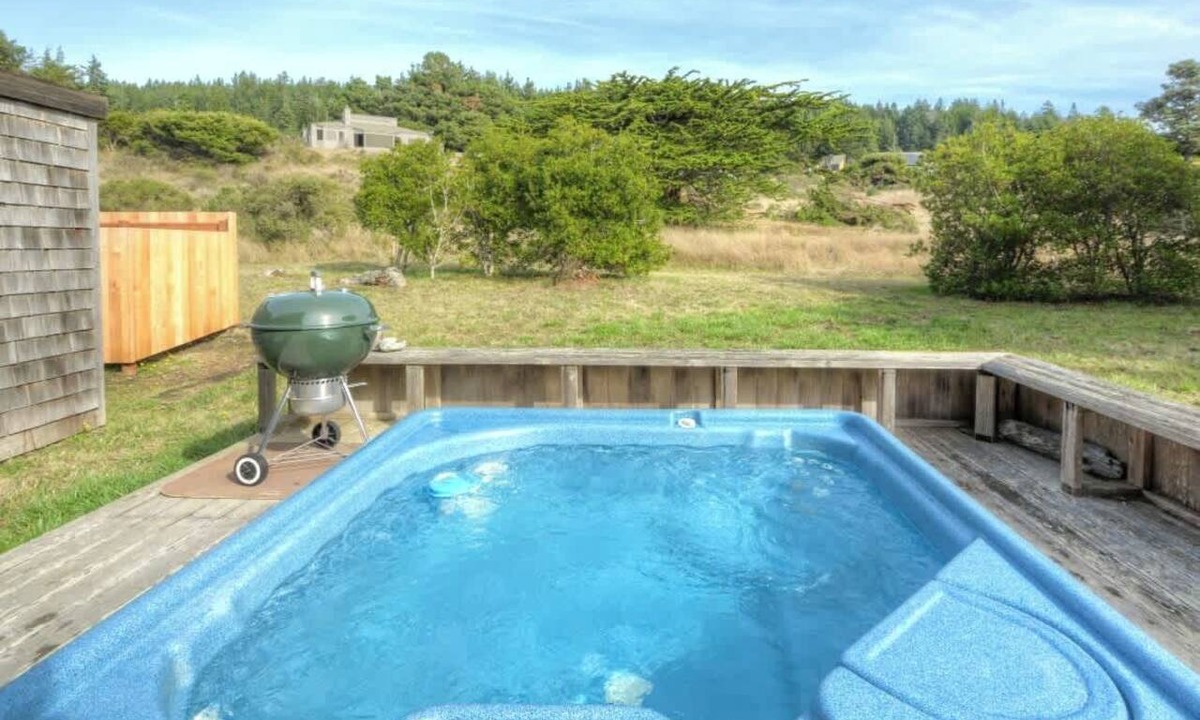 Sea Ranch House | Sibley | Beautiful Ocean Views & Hot Tub!