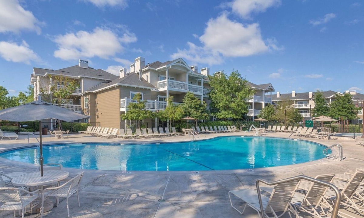 Windsor Resort | Sonoma | Vineyard Getaway & Outdoors | Pool | 2BR Twin