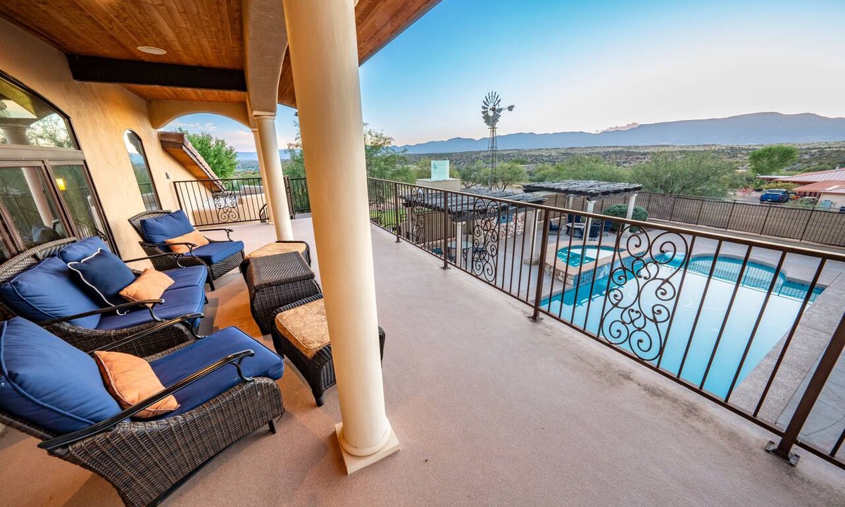 Cornville House | Sorelle Vineyard ~ Spectacular Estate