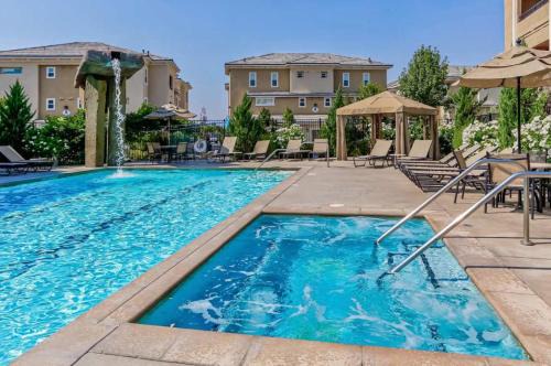 Reno/Tahoe Airport Apartment | Spacious 2BR Reno Suite · Spring Mountain Views