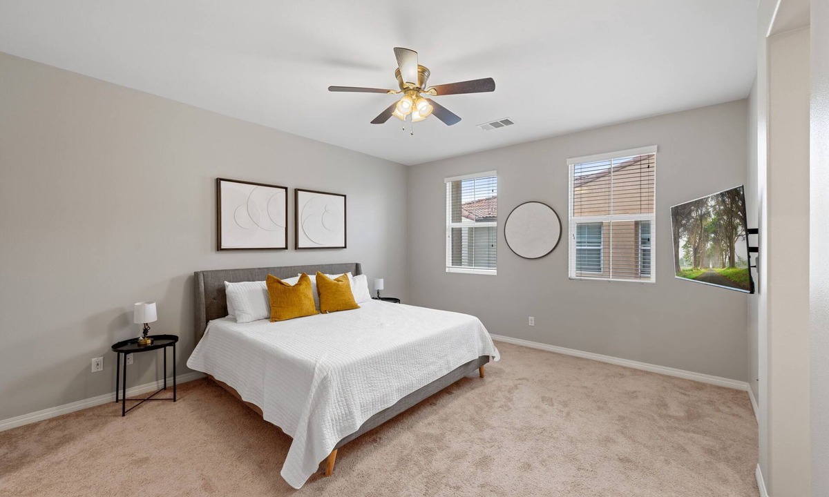 Temecula House | Spacious Townhouse near wine country – Your Homebase in the Heart of Murrieta!