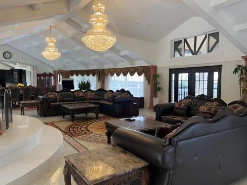 Kimber - Gomes Villa | Specious 6000 sf privat gated villa with View