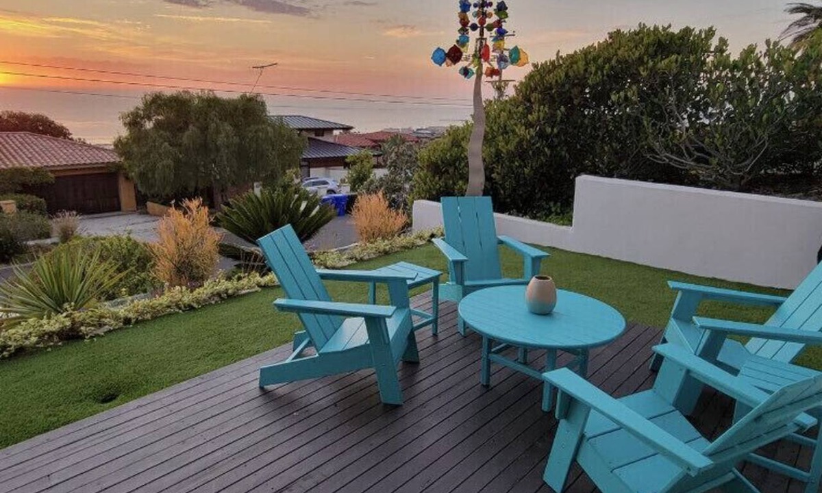 Sunset Cliffs House | Spectacular Ocean View! 2 bdrms/2 baths, EV Charger