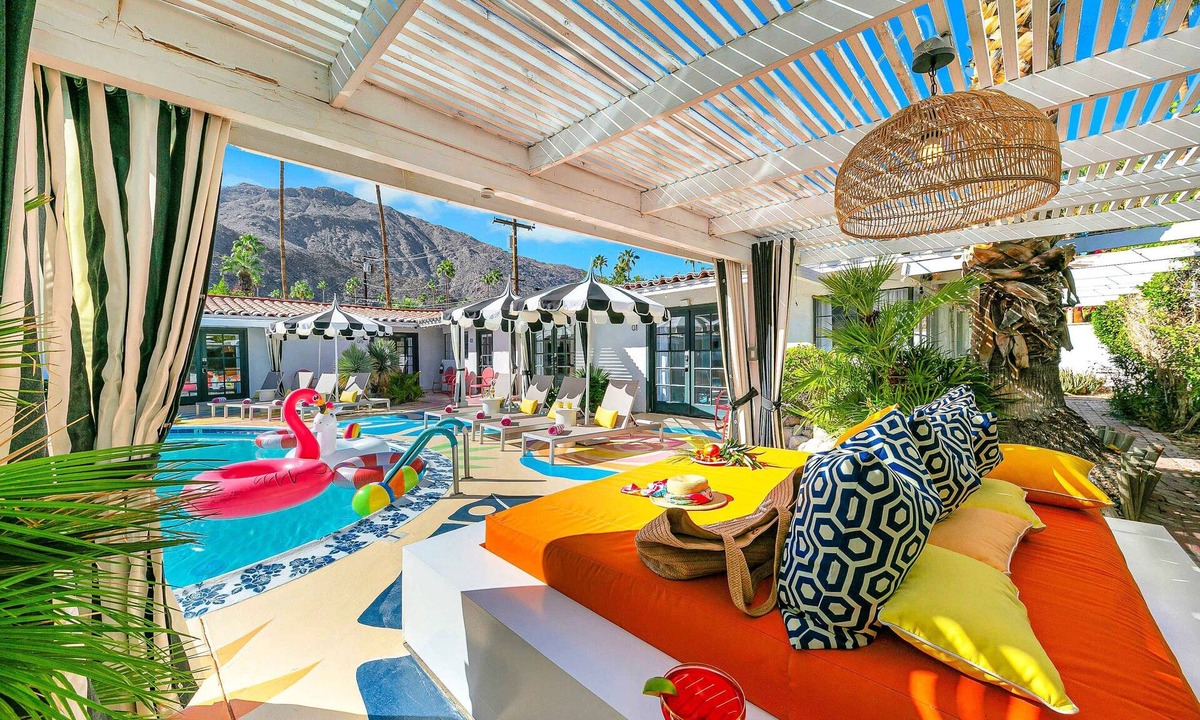 Tahquitz River Estates House | Spirit of Sofia 12bd