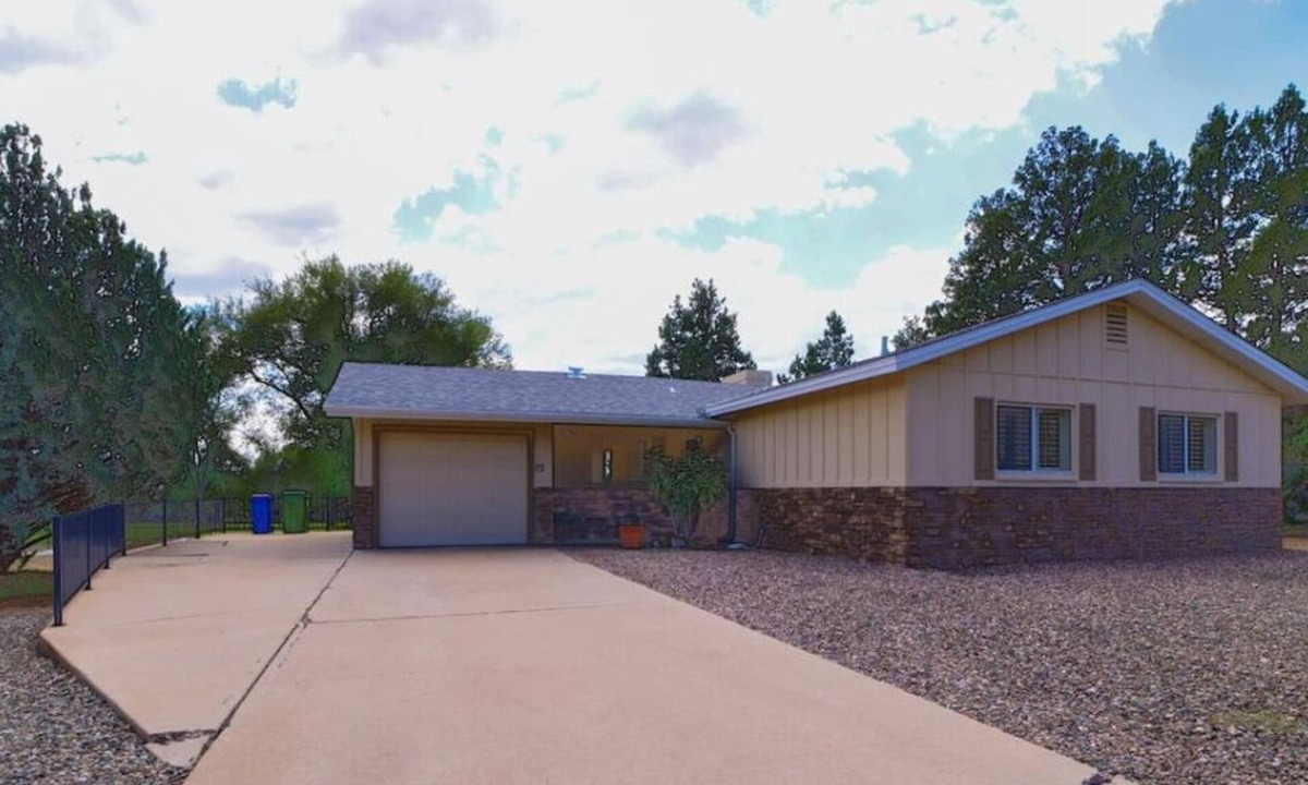 Prescott House | Stay and Play! *Golfers Retreat *Budget Friendly