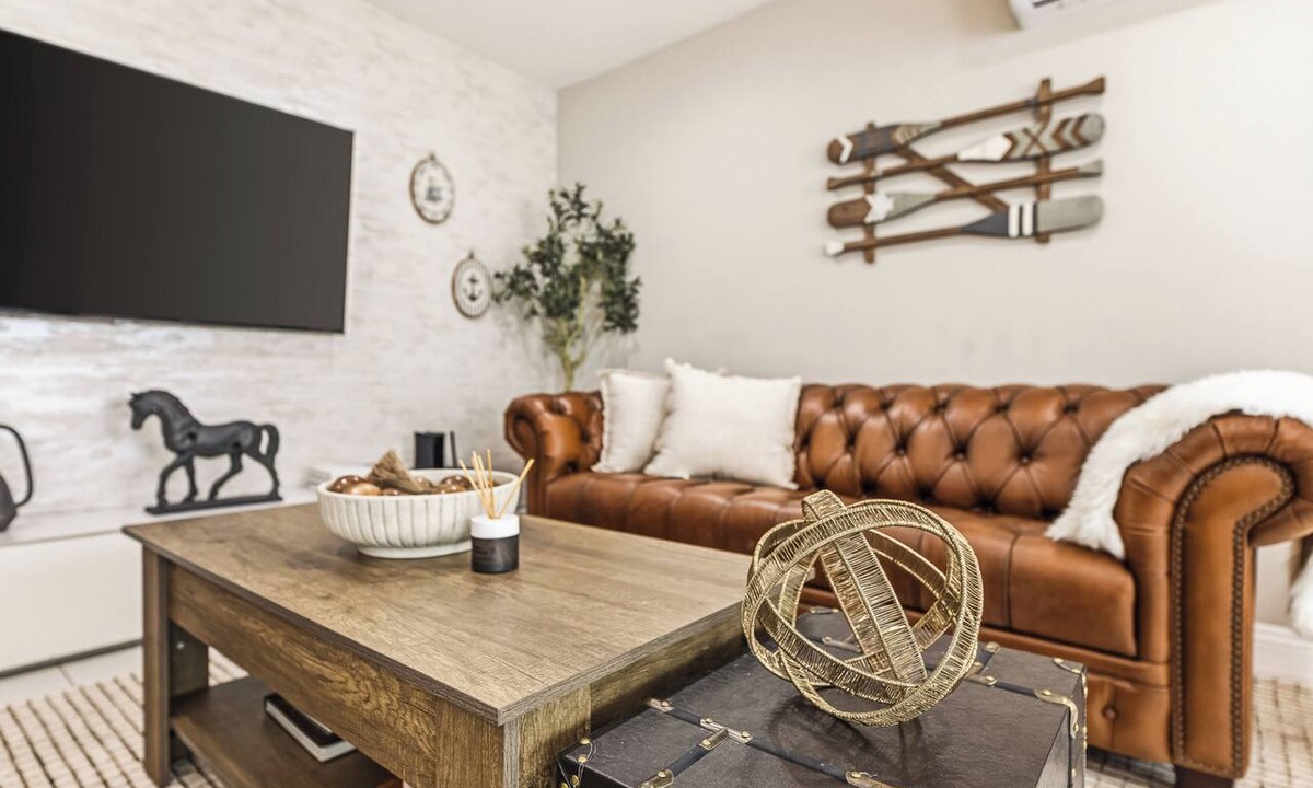 Midway City House | Steps to Beach - Hoops, Pool Table & Fun Game Room