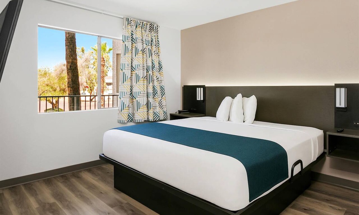 Tempe Hotel | Studio 6 Tempe, AZ – Elliot Road