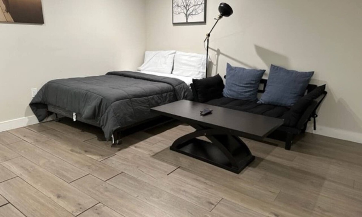 Hollywood Apartment | Studio in the Heart of Hollywood