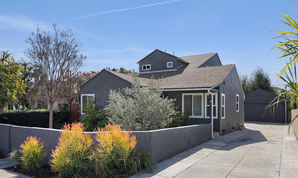 Sunset Park House | Stunning and Very Private Santa Monica - Great Location!