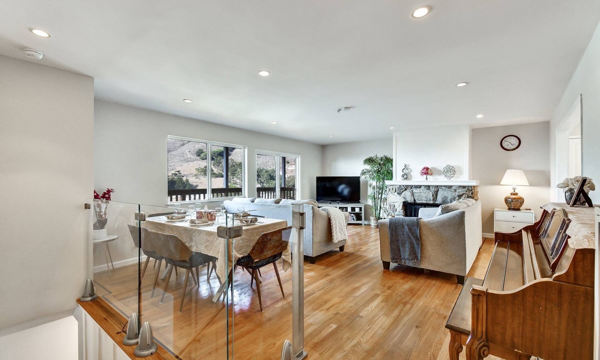 Sharp Park Villa | Stunning Ocean Mountain View Near SF/SFO/Beaches
