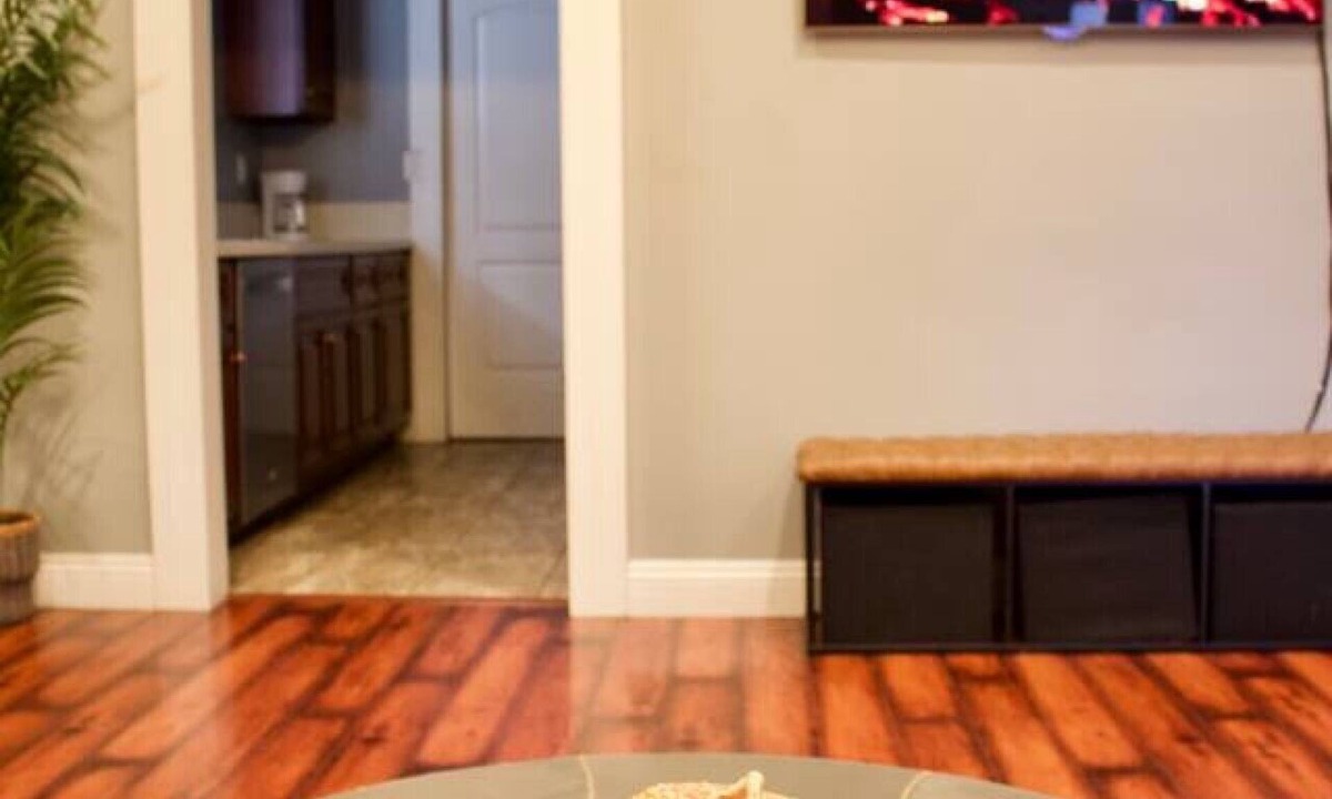 Downtown Sacramento House | Stylish downtown 3 bedroom 2bath