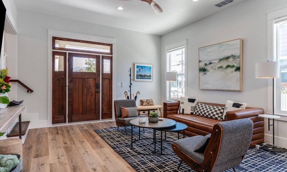 San Luis Obispo House | Stylish Home in Downtown San Luis Obispo – 30 plus day