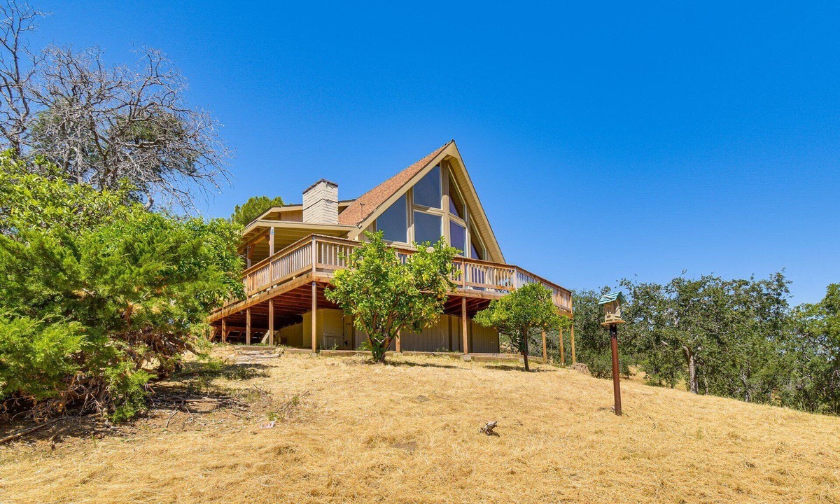 Yosemite Lakes House | Summit Views Near Yosemite
