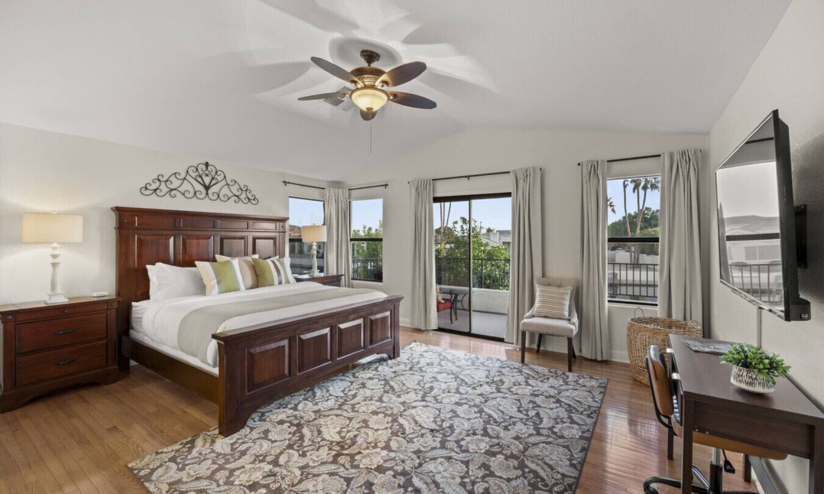 Arrowhead Lakes House | Sunkasa Lakefront Oasis