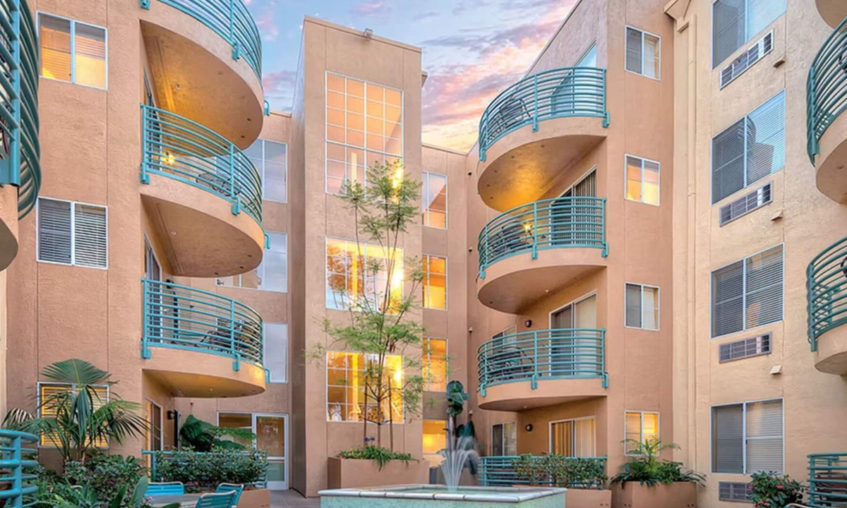 Mission Valley Resort | Sunny and Warm in WorldMark Mission Valley San Diego! Close to everything!n