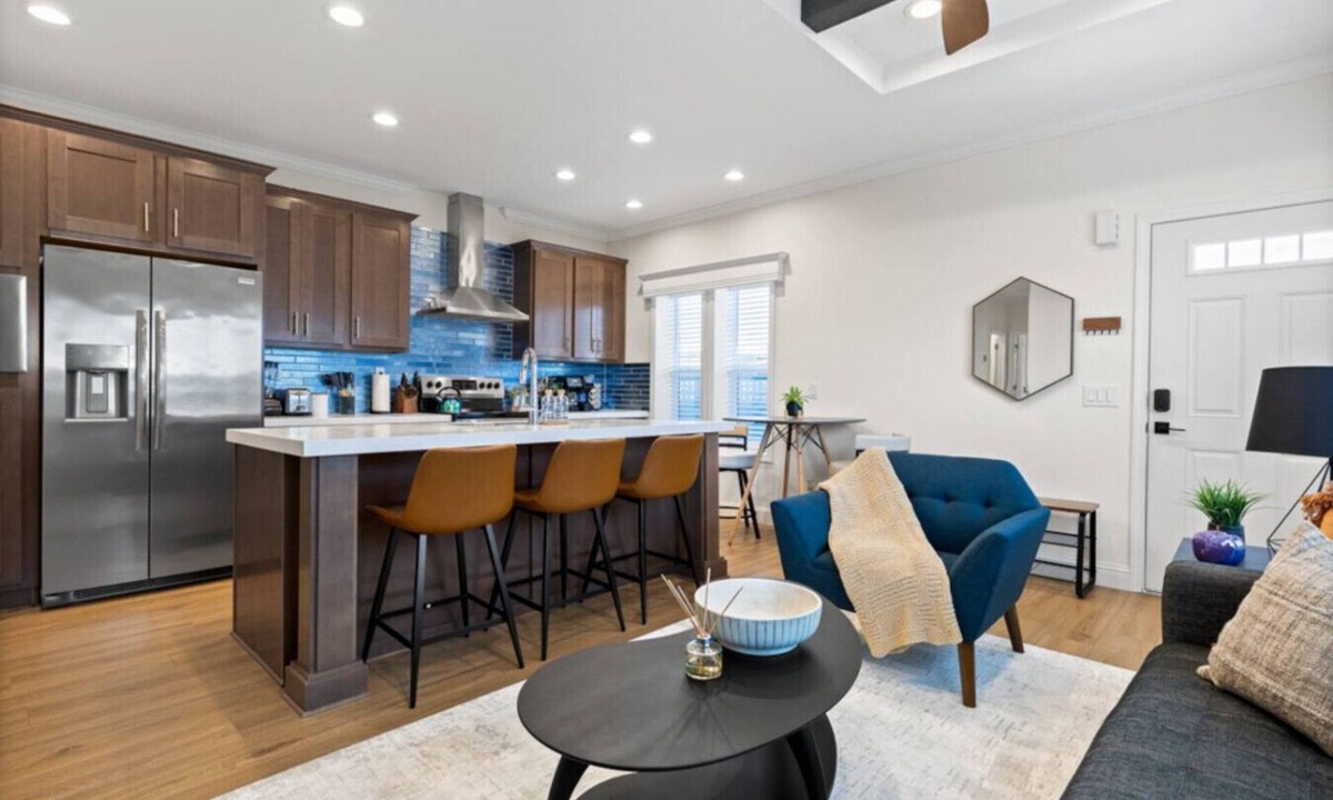 Morse Park House | Sunnyvale Home near Tech Hub
