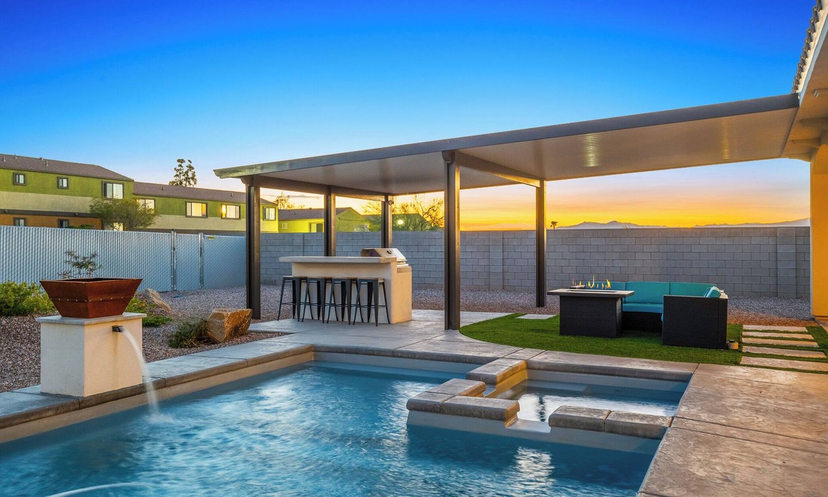 Sunridge Estates House | "Sunriver Estate" l 4bd l Pool l Spa l Sleeps 12