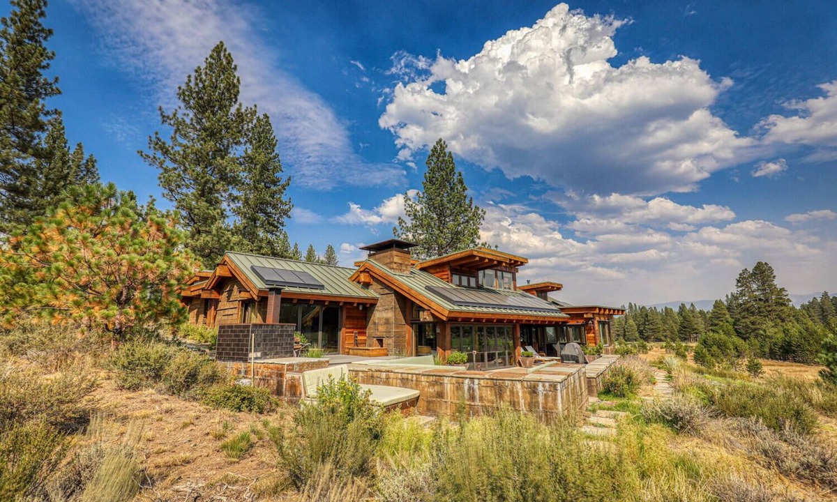 Truckee House | Sunset House - Iconic 4,250 ft 5BR Truckee/North Tahoe Designer Showcase Home