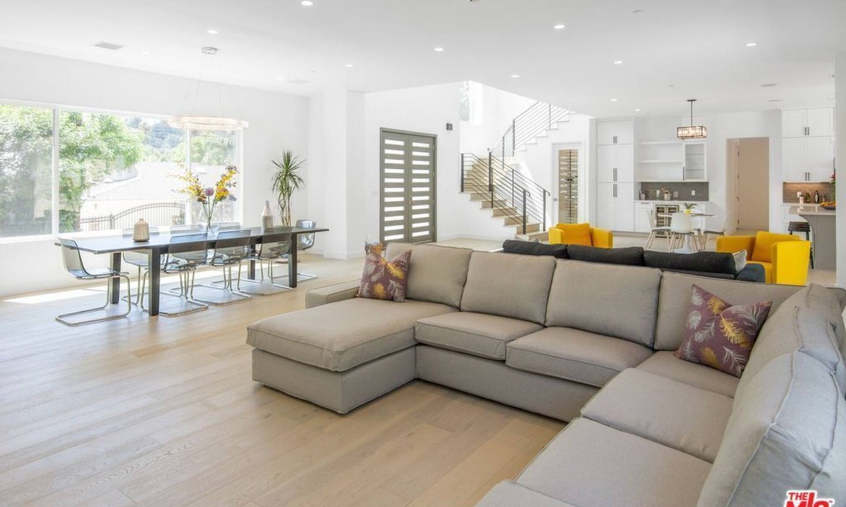 Tarzana Villa | Tarzana Modern Home.