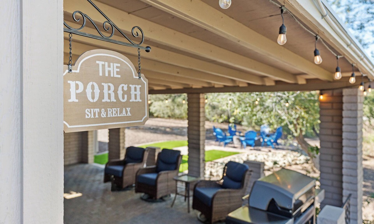 Prescott House | That Patio Life