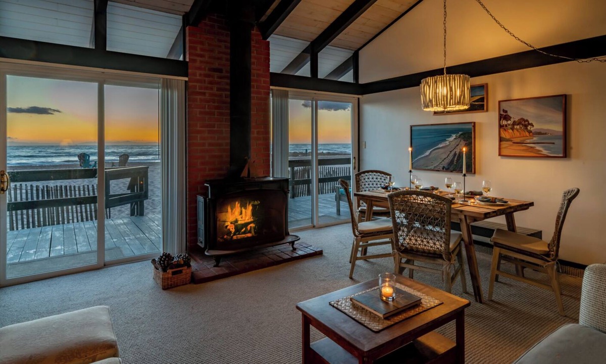 Pierpont Bay House | The Beach House - Pierpont Beach Ventura CA
