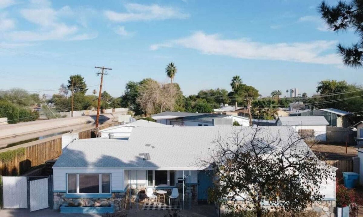 Bel Air House | The Block on the 17th: 9BR Compound + Pool & Games
