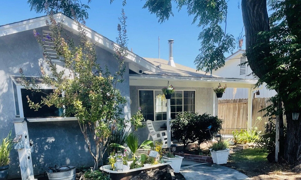 Temecula House | The Bluebird House Near Wineries Historic Downtown Murrieta