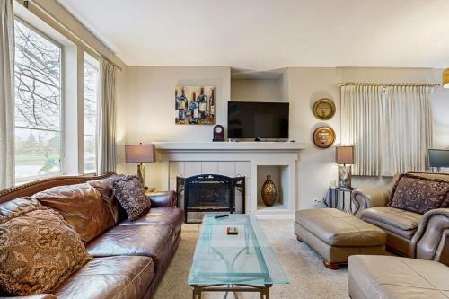 Santa Rosa House | The Grape Escape