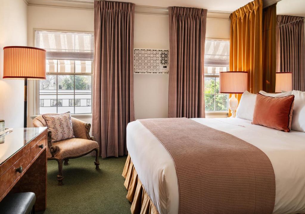 Beverly Hills Hotel | The Hotel Lili