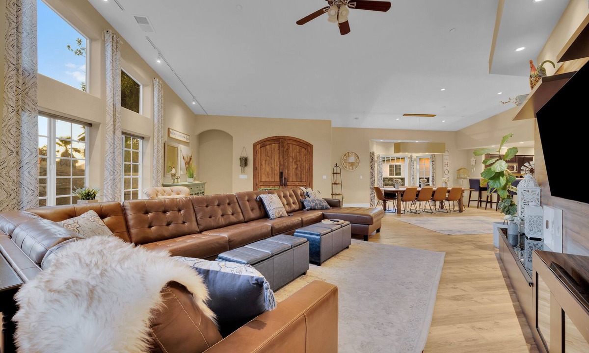 El Cajon House | The Ranch House at Rockin’ View Ranch-as featured on Bravo’s “The Valley”!