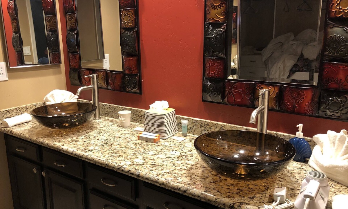 Apache Wells House | This townhouse is located in Adult gated 55+community = Apache Wells II .Desirable location on greenbelt w/N/S orientation.Heated pool & spa Great Club House and Fitness Center , Library TV room, Bilard roomCatering Kitchen serving coffee every morning.