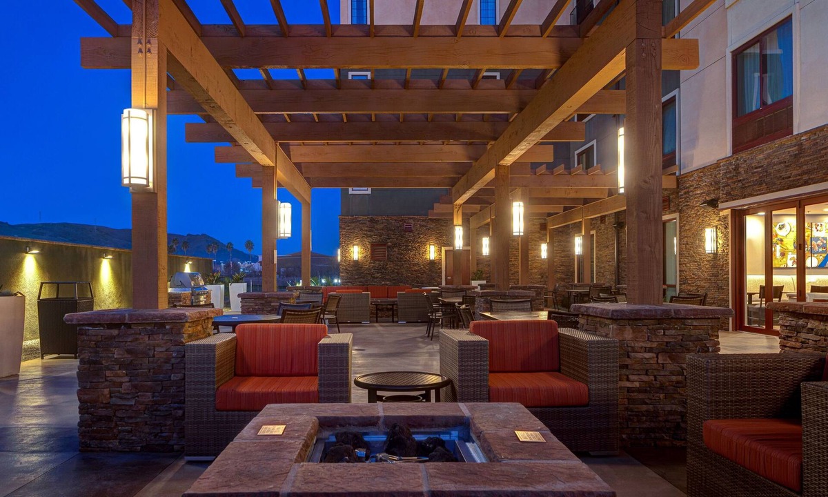 San Luis Obispo Hotel | TownePlace Suites San Luis Obispo