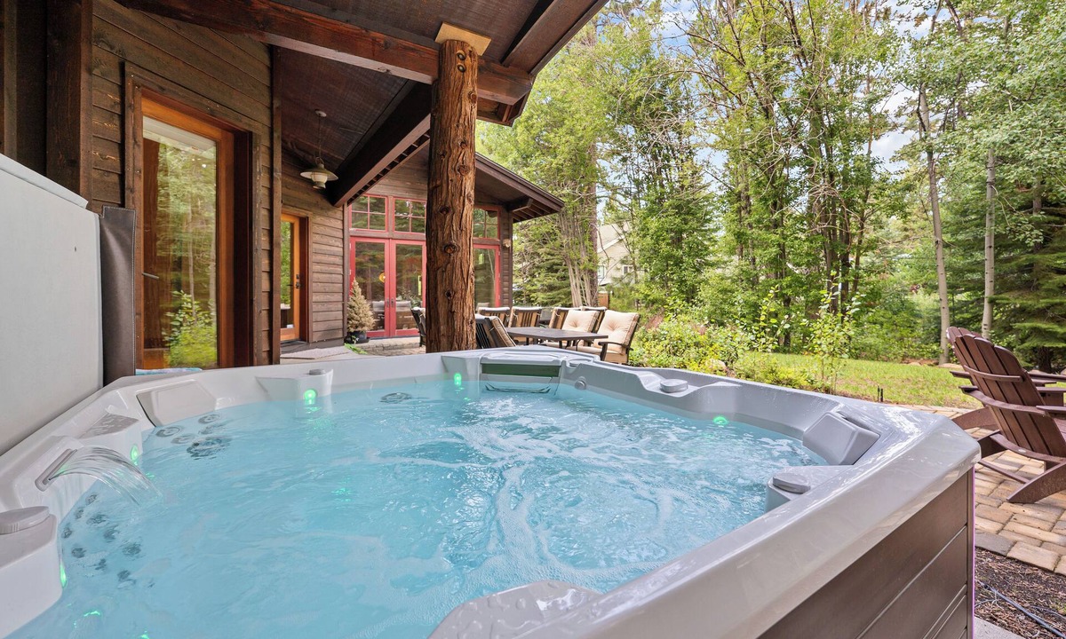 Ponderosa Palisades House | Twin Pine Retreat - Hot Tub + close to Sawtooth Trail
