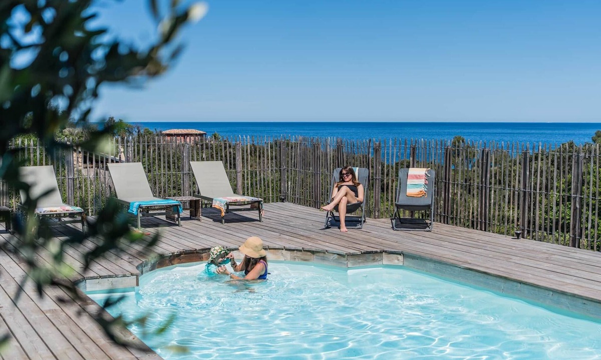 Sari-Solenzara House | Villa Mare is Machja Sea view - Heated swimming pool - Up to 14 people