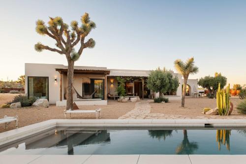 Yucca Valley House | Villa Marrakech - Moroccan Luxury Pool & Spa