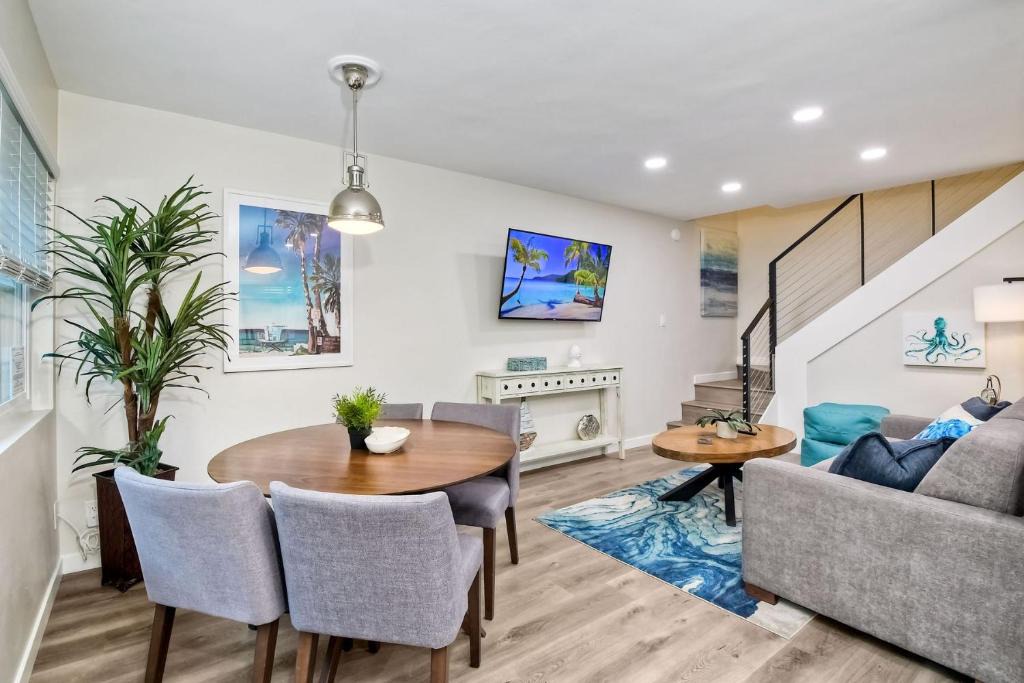 South Oceanside Apartment | Wake Up to Ocean Views | Tower 9 Across from the Beach