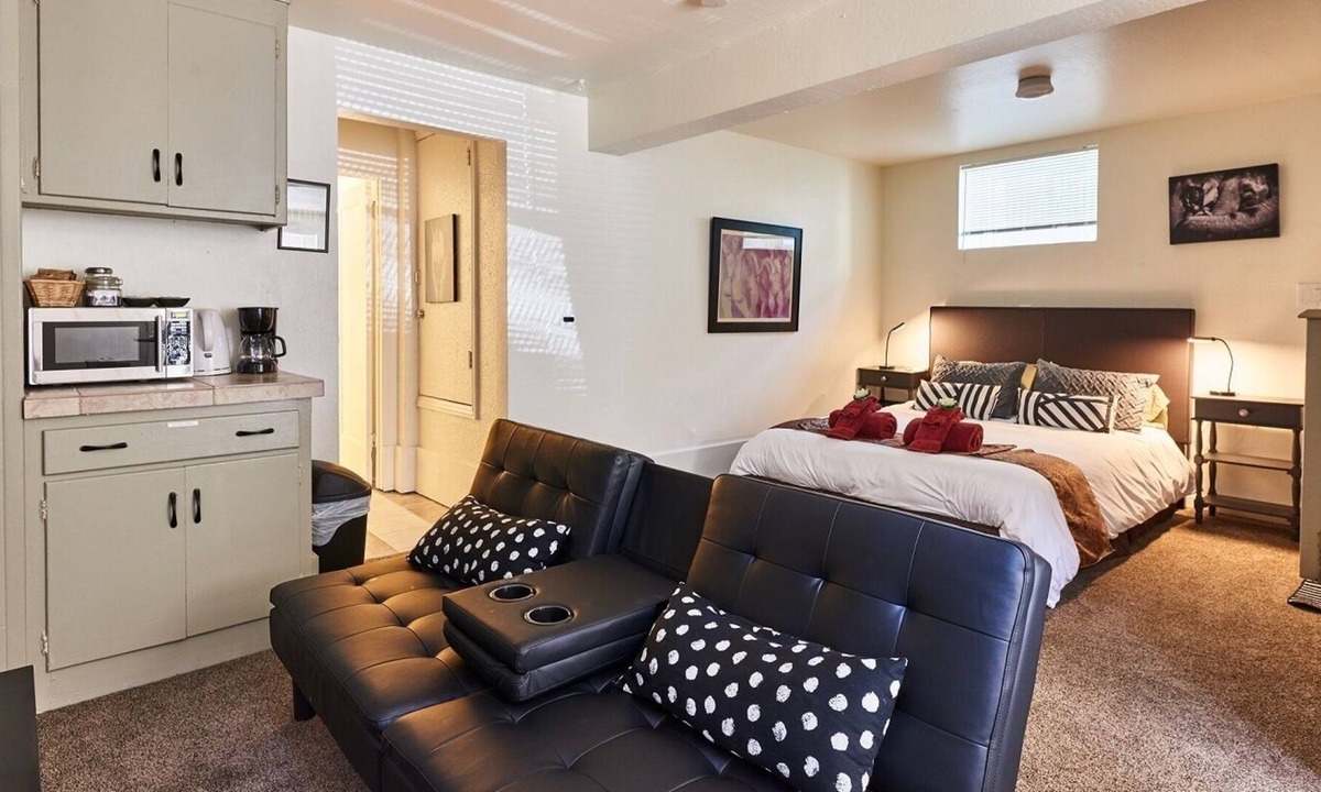 Vallejo Apartment | Waterside Zen Studio - Gateway to Napa & Ferry SF