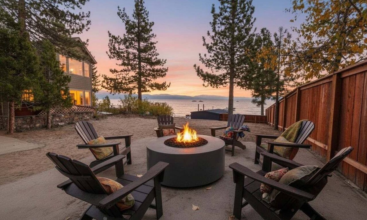 Tahoe Vista House | Waves End Lakefront By Tahoe Getaways. On the beach with buoy and beach toys!