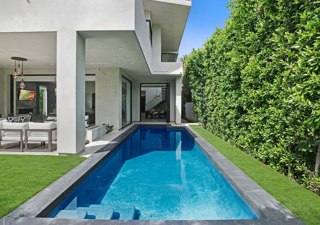 Melrose House | West Hollywood Serenity Villa | 5 Bed | Pool | Gated