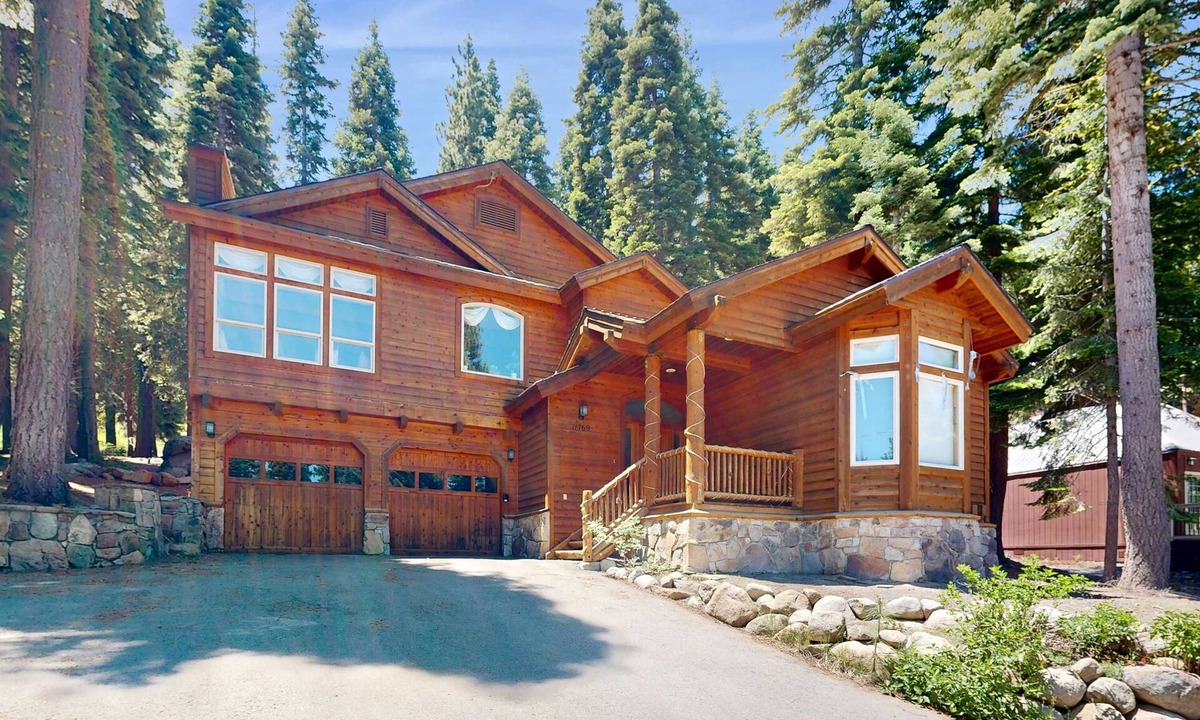Truckee House | Wooded Luxury at Modern Tahoe Donner Retreat with Private Deck in the Pines