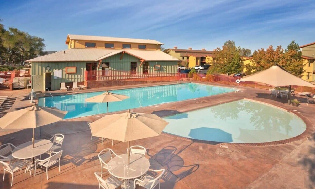 Angels Camp Condo | Wyndham Angels Camp | 2BR Suite | Resort Amenities