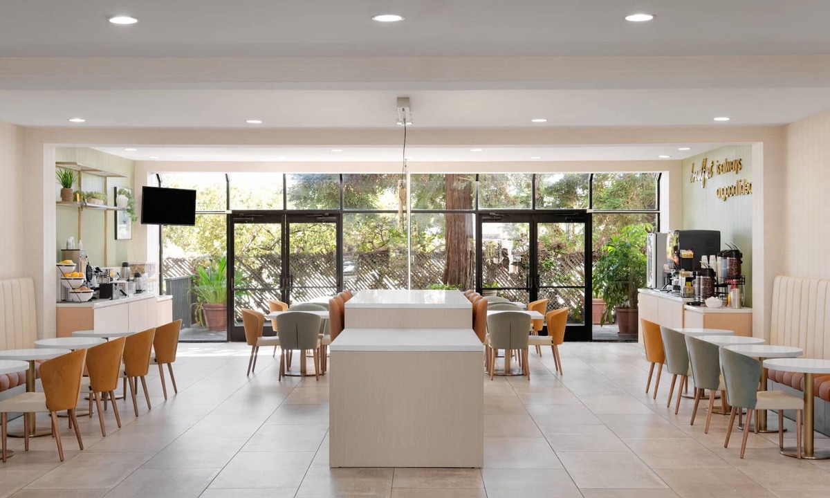 Newark Hotel | Wyndham Garden Newark/Fremont Silicon Valley