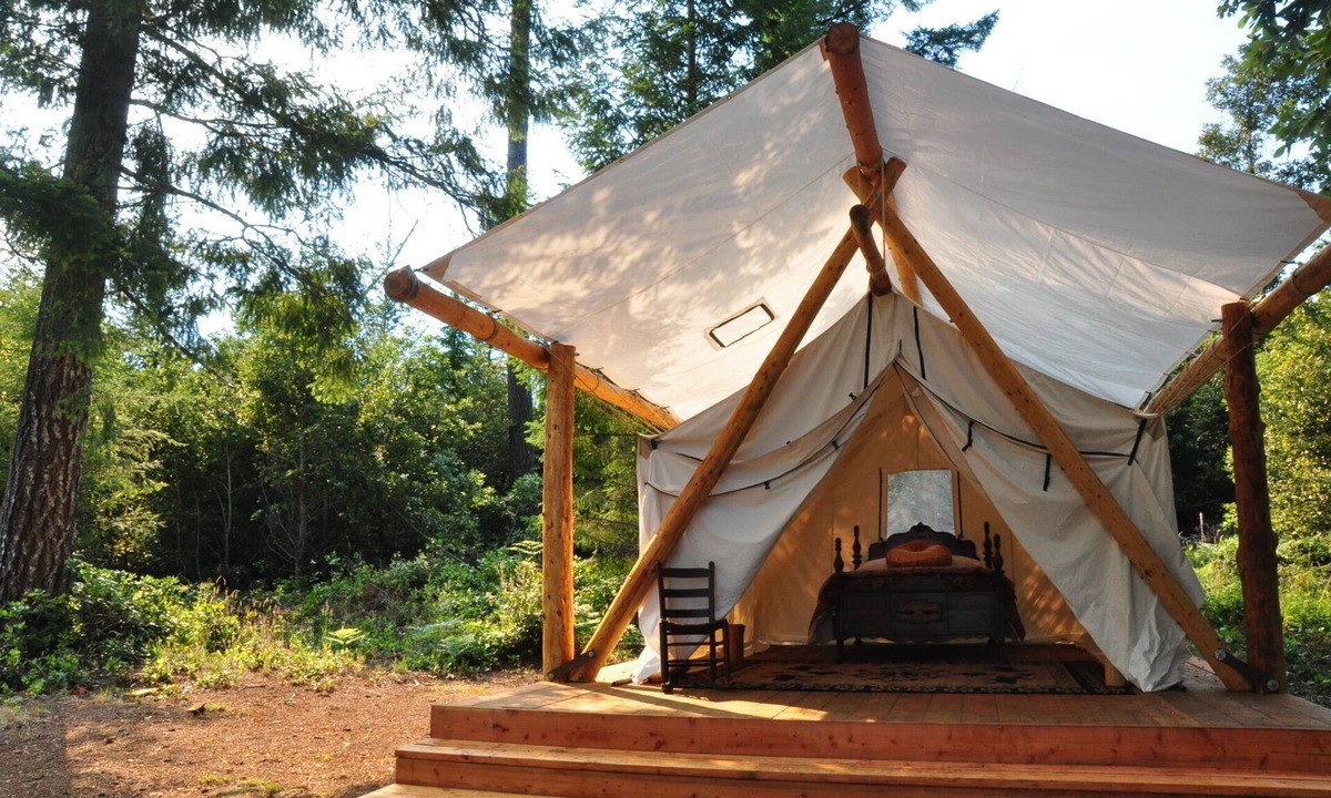 Blue Lake Cabin | Your own Private Camp. A unique experience. Sleeping cabin and Glamping tent!