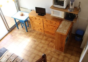 Air-Conditioned Villa for 4 with Private Terrace, Parking, and Fully Equipped Kitchen
