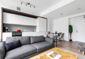 Hip Rincon Hill 1BR w/Gym, Rooftop, Hot Tub, nr. SV. by Blueground