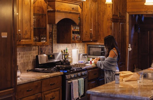 Idyllwild Cabin | 1.5-acre creekside estate! Features a new yoga deck, Sundance spa, 3 King suites, AC & walk to town.