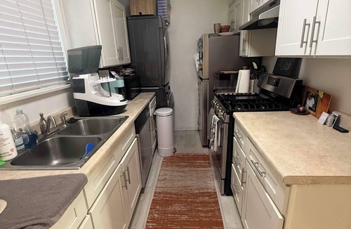 Del Rey Apartment | 1 Bed, 1 Bath - Fully Furnished Modern Del Rey Home