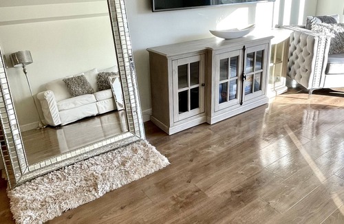 Marina del Rey Apartment | 1-bedroom Villa in Marina Del Rey